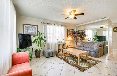 North Andrews Gardens House | Ft Lauderdale Getaway with Yard about 4 Mi to Beach!