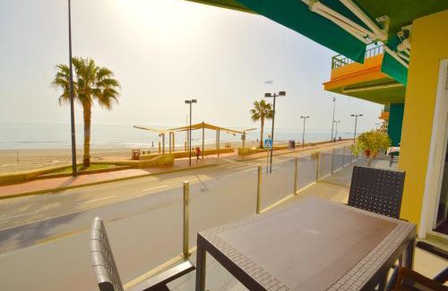 Torreblanca Apartment | Fuengirola, Primera linea de playa
