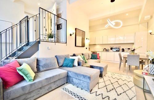 Hammersmith and Fulham Apartment | Fulham Townhouse, 2 Baths, Parking, Breakfast