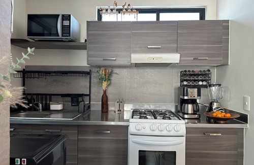 Santa Maria la Ribera Apartment | “Full Apartment with Private Terrace – Pet Friendly”