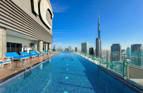 Downtown Dubai Apartment | FULL Burj Khalifa view LUX 2Bedroom with Rooftop Pool Central location in Paramount Hotel Midtown