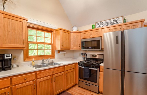 Marble Cabin | Full frontage creek retreat with Game Room, Near Nantahala,casino,waterfalls