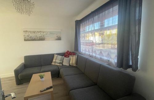 Peterborough House | Full House - 5 Beds - Wi-Fi