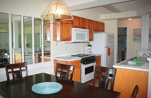 Calabash Villa | Full Kitchen, 2 Bedrooms, 2 Bathrooms, Golf Resort, Close to Beach in Calabash, NC (104)