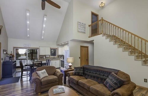 Lac du Flambeau Cabin | Full Loon Cabin by Patriot Properties