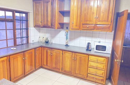 Nelspruit House | Full Moon Guest House