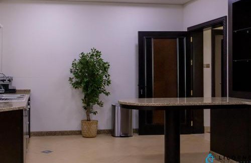 Jumeira 3 House | Full Moon Guesthouse