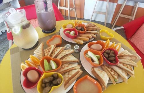White Sand Beach Bed & Breakfast | Full Moon Resort