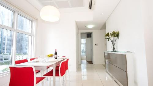 Bonifacio Global City Apartment | Full-Serviced Residential Apartment in Uptown, BGC