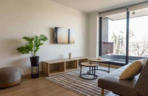 Apoquindo Apartment | Full Stylish 2BR Oasis for 5 in Lively Las Condes