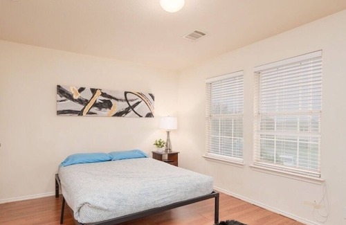 Leon Valley House | FullHouse/UpTo14Guests/MinsToSeaworld/MedicalCenter/Lackland&MuchMore