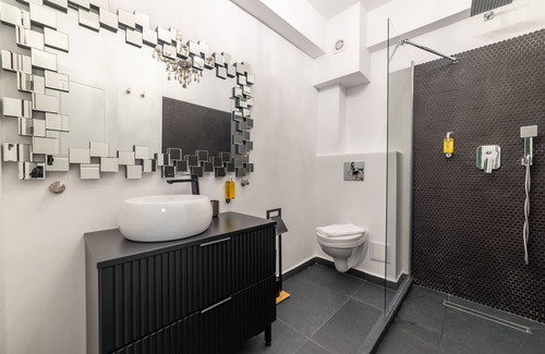 Old Town Hotel | Fullton Central Inn