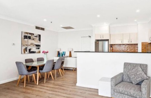 Cronulla Apartment | Fully Furnished apartment that is sure to keep you entertained from start to fin