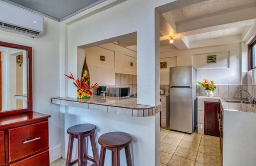 Parrita House | Fully Equipped Beach Bungalow 1