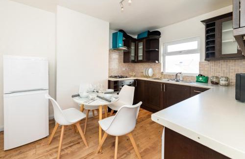 Reading Apartment | Fully equipped Flat 2 Beds Flat in City Centre