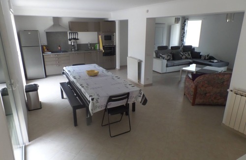 Bellegarde House | Fully-equipped house with swimming pool at the gateway to the garrigue, sleeps up to 6