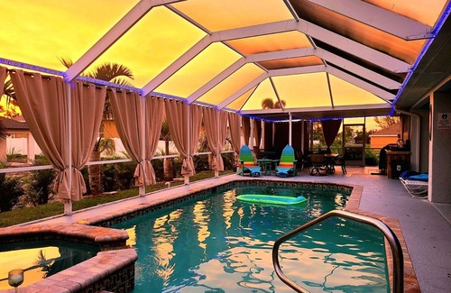 Trafalgar House | Fully equipped with everything you need to relax on your vacation in paradise!