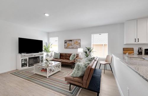 Lincoln Park House | Fully Furnished New Home, All-Inclusive, Family-Friendly, Resort-Style Community