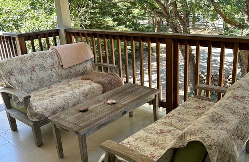 Sonoma Apartment | Fully furnished 1 bed in-law apartment at the end of a quiet country lane.