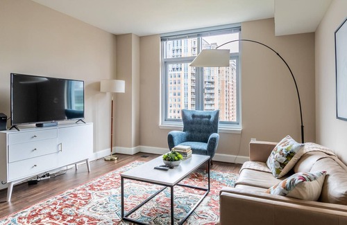 Reston Apartment | Fully-Furnished 2BR Apt in Reston + Parking