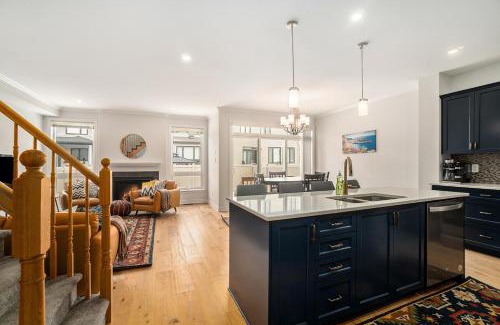 Ottawa Division House | Fully Furnished 4 Bedroom House in Ottawa