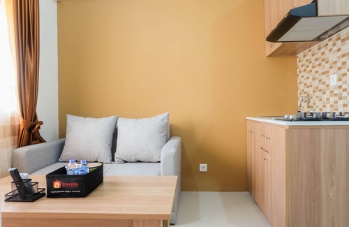 Rawasari Apartment | Fully Furnished and Comfortable 2BR Green Pramuka Apartment