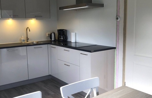 Wolphaartsdijk House | Fully furnished detached holiday home within walking distance of Lake Veere
