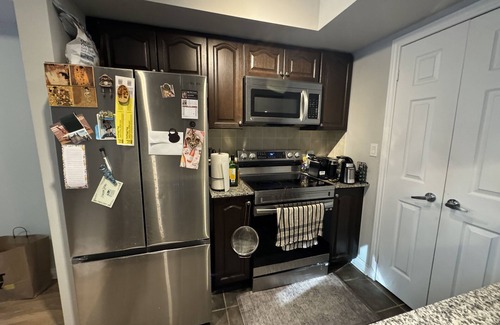 Thorncliffe Park House | Fully Furnished Gorgeous 2 Bedroom 2 Bathroom Townhouse in Hyde Park Leaside