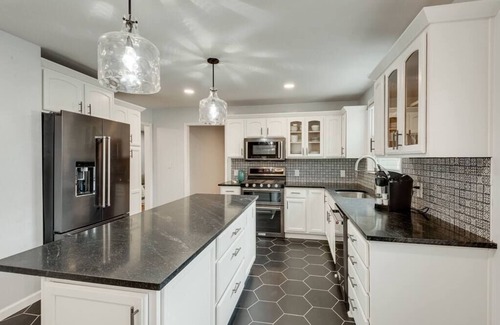 Nashville-Davidson House | Fully Furnished home on 3/4 of an acre .Centrally located to Nashville and the airport