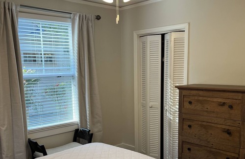 Forest Hills House | Fully Furnished Long Term Rental