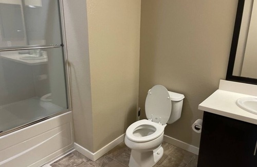 Pilgrim - Triton Apartment | Fully Furnished Luxury Foster City Apartment