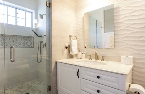 Milpitas House | FULLY Furnished- Modern Town House Next To Library
