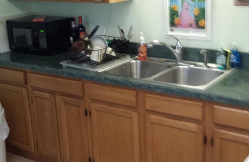 Disston Heights House | Fully furnished one bedroom