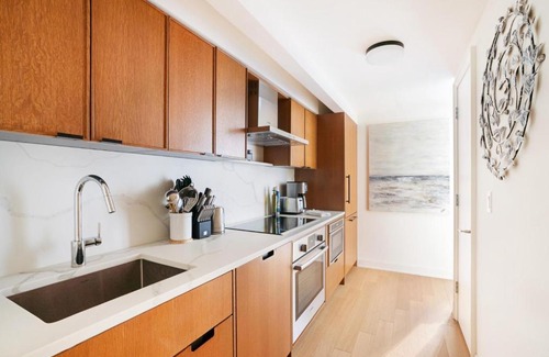 Sutton Place Apartment | Fully Furnished Studio Apartment