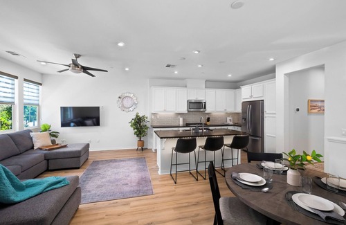 Rancho Mission Viejo House | Fully Furnished Townhome with Fast Wi-Fi, Office, Laundry, Ready for Long Term