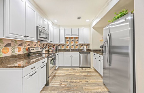 Mount Pleasant House | Fully Loaded Home ~ Kid Friendly ~ Outdoor Space