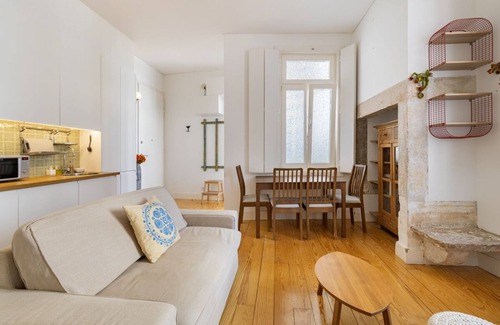 Santa Maria Maior Apartment | Fully new Refurbished Alfama Central Cosy Home