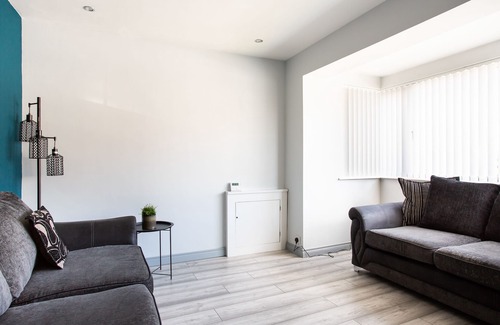 Belfast House | Fully Refurbished North Belfast Home 3