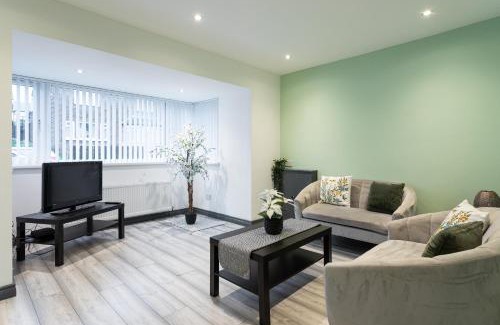 Belfast House | Fully Refurbished North Belfast Home 2