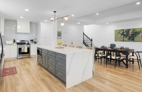 Sunland-Tujunga House | Fully Remodeled Luxury Home - Clear Mountain Views