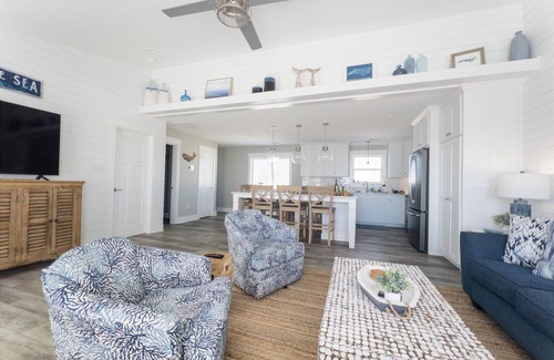 North Topsail Beach House | Fully Renovated Oceanfront - Private Beach Access - Sleeps 8 - Dog Friendly
