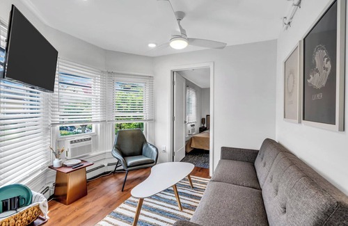 Ocean Grove Apartment | Fully Renovated 1 Bed Room Beach Suite #4
