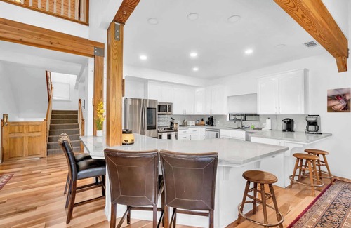 Fish Camp House | Fully Renovated 3BD at Yosemite's South Gate