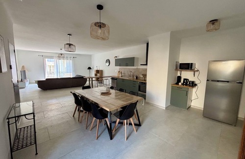 Saint-Cannat Apartment | Fully renovated, air-conditioned 6-person apartment