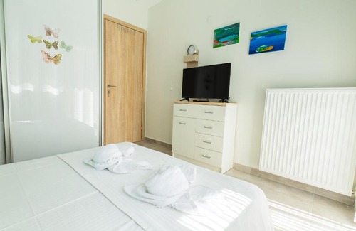 Thessaloniki Apartment | Fully Renovated Apartment For 3 In Thessaloniki