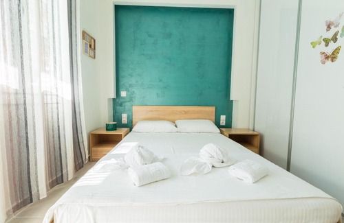 Thessaloniki Apartment | Fully Renovated Apartment For 3 In Thessaloniki