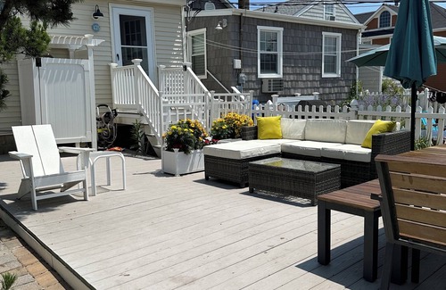 Manasquan House | Fully Renovated Family Friendly House - steps to the beach!