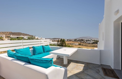 Ano Mera Apartment | Fully Renovated Studio for 2 persons