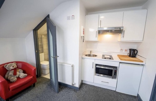 Birmingham Apartment | Fully Serviced Studio Available Close to the City