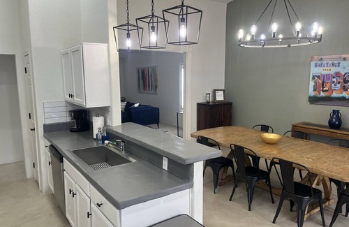Cortaro House | Fully Updated 4Bedroom House with PRIVATE POOL & HOT TUB-Close to Sombrero Peak!